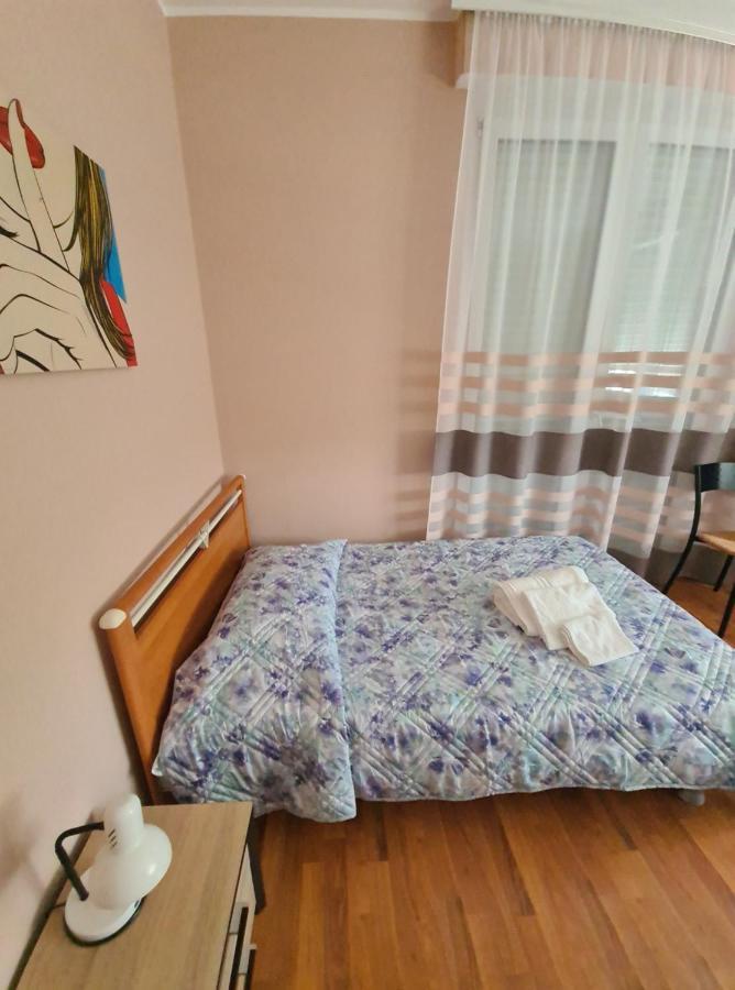 B&B Regina 布斯托阿西齐奥 外观 照片